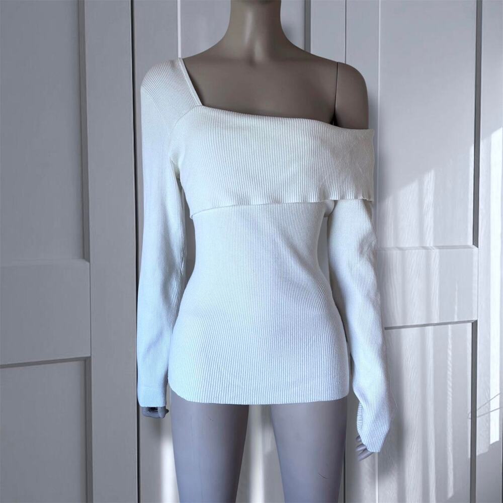 White ribbed one shoulder asymmetrical